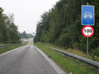 Hastighed på motortrafikvejen (Copyright prove.dk)
